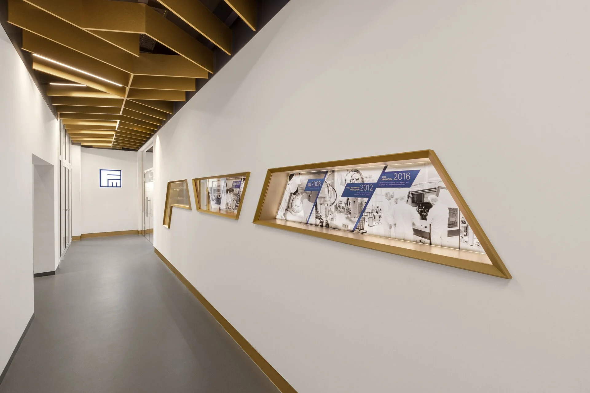 Renovierung Bürogebäude – Foyer und Showroom - Bild 1